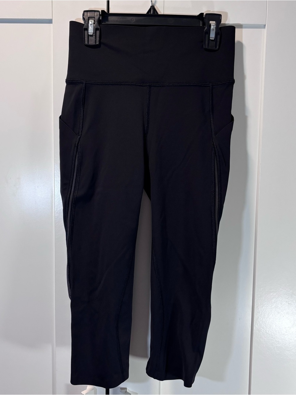 Lululemon Speed Up Crop 21 High Mesh Leggings Black Size 4 Running Pockets